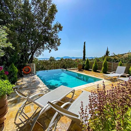La Riviera Barbati Seaside Apartments & Villas Kültér fotó