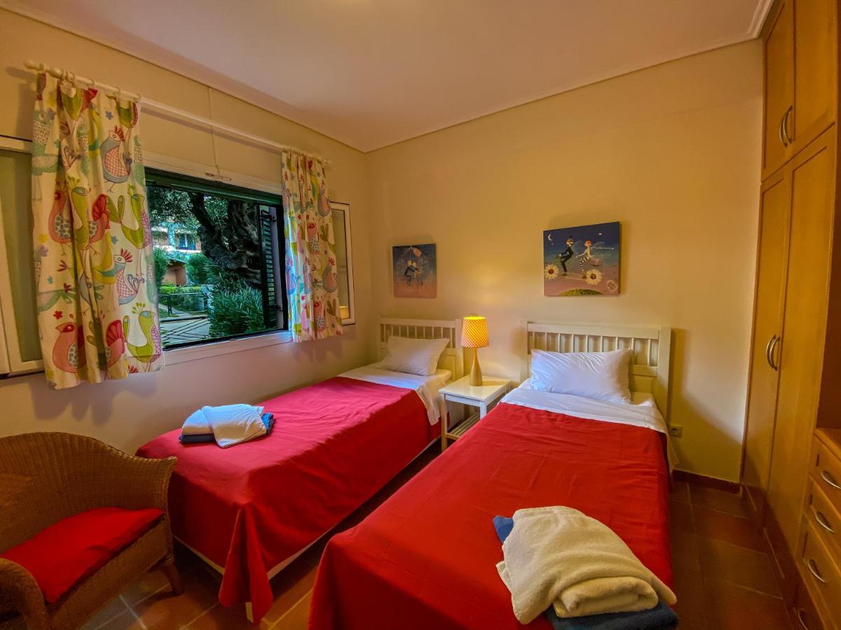 La Riviera Barbati Seaside Apartments & Villas Kültér fotó