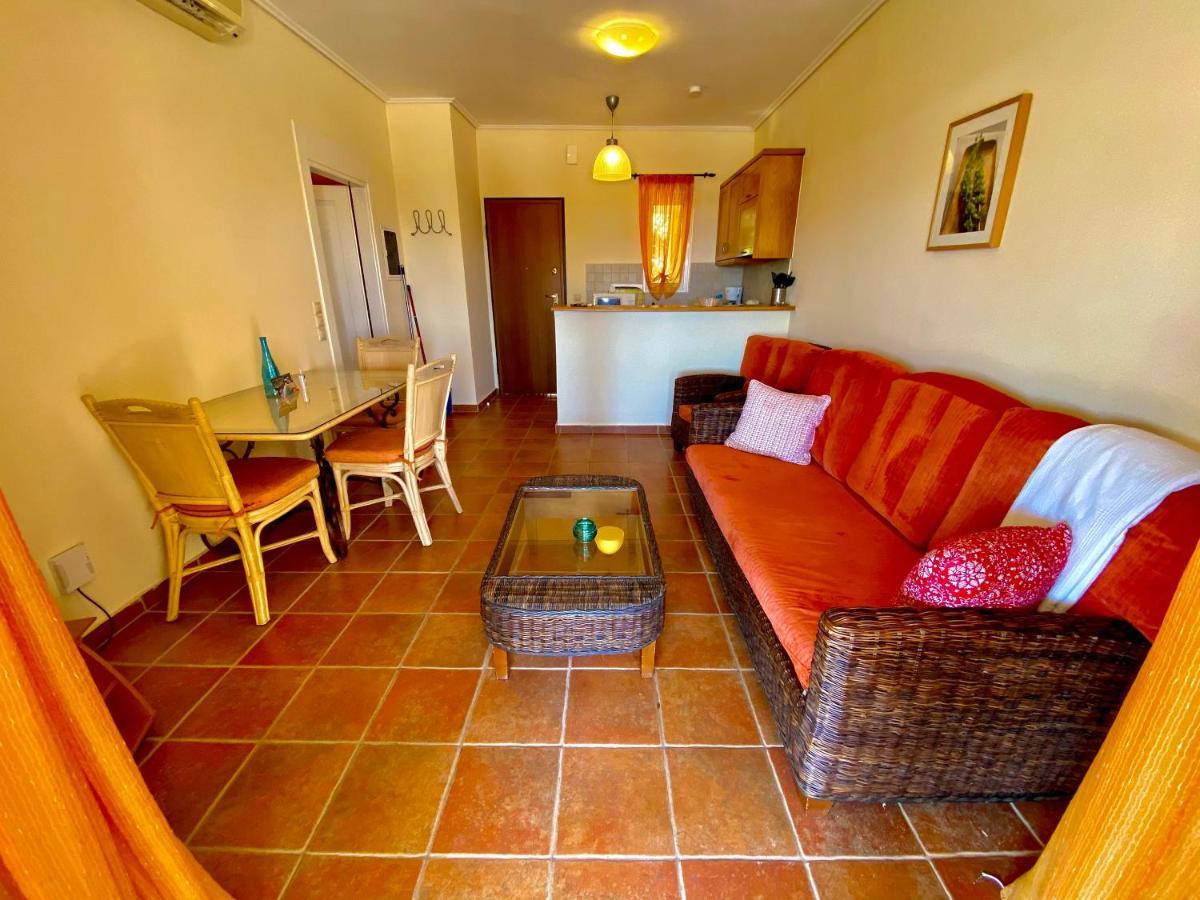 La Riviera Barbati Seaside Apartments & Villas Kültér fotó