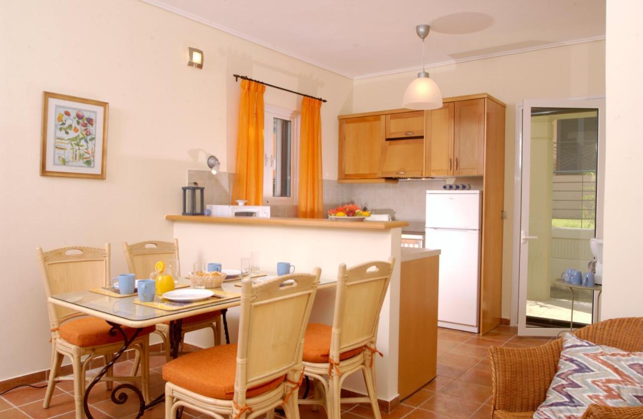 La Riviera Barbati Seaside Apartments & Villas Kültér fotó