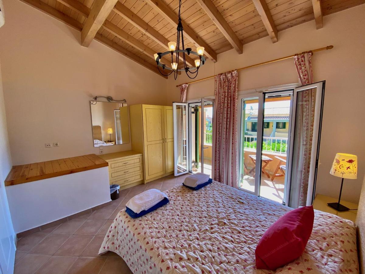 La Riviera Barbati Seaside Apartments & Villas Kültér fotó